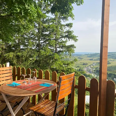 Bastide En Margeride 3*